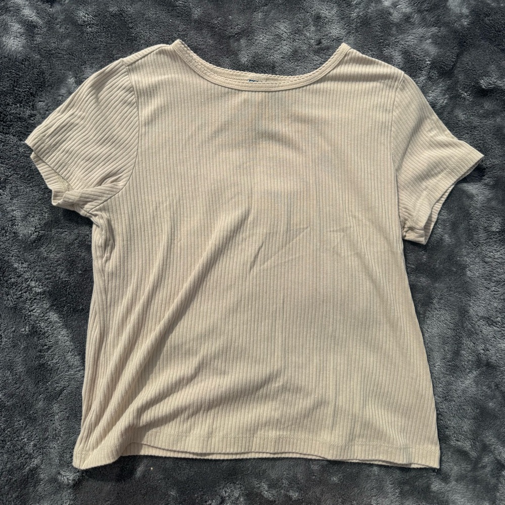 Old Navy Beige Ribbed Cropped Tee 🤎